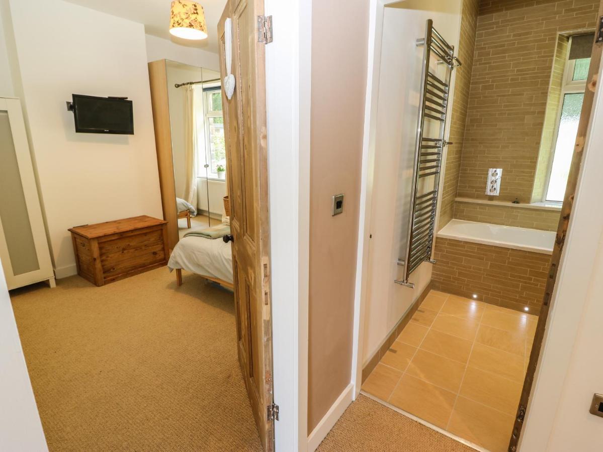 Sunnyside Villa Holmfirth Bagian luar foto